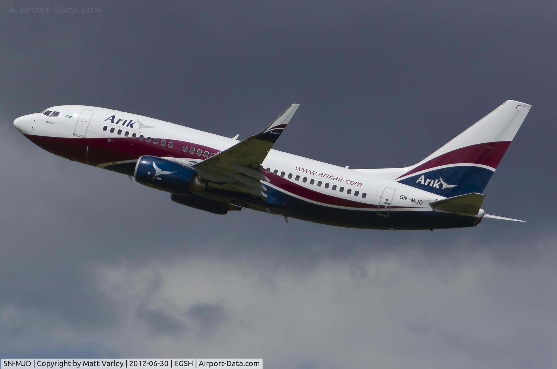5N-MJD, 2007 Boeing 737-7BD C/N 36073, Climbing out of EGSH.