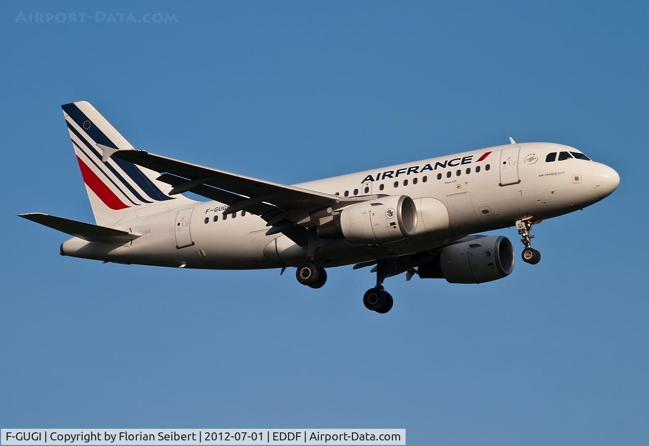 F-GUGI, 2004 Airbus A318-111 C/N 2350, Short Final 25L