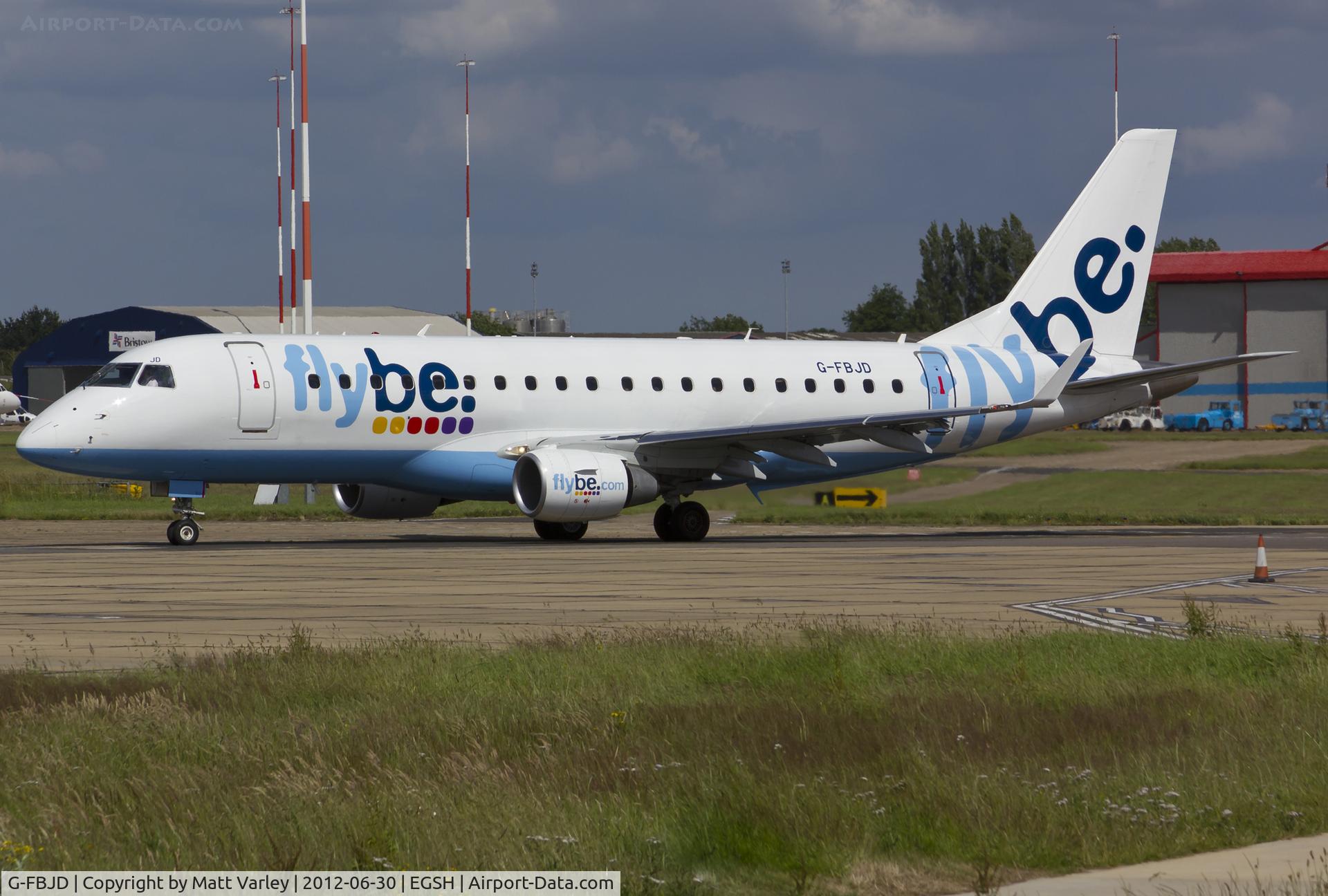 G-FBJD, 2011 Embraer 175STD (ERJ-170-200) C/N 17000329, Departing the NWI terminal.