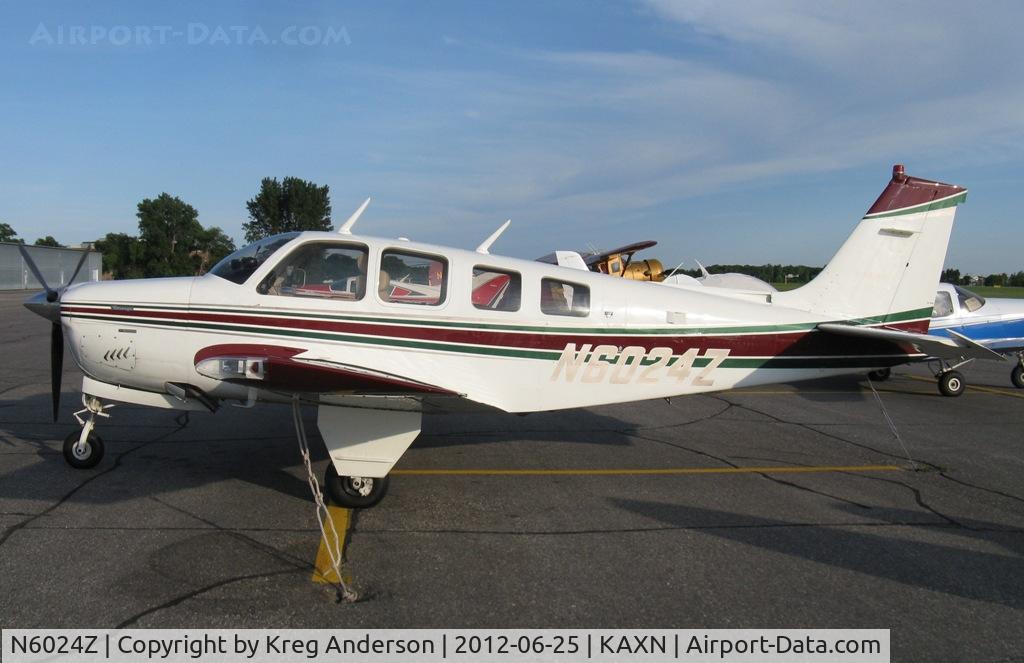 N6024Z, 1979 Beech A36 Bonanza 36 C/N E-1447, Beech A36 Bonanza on the line.