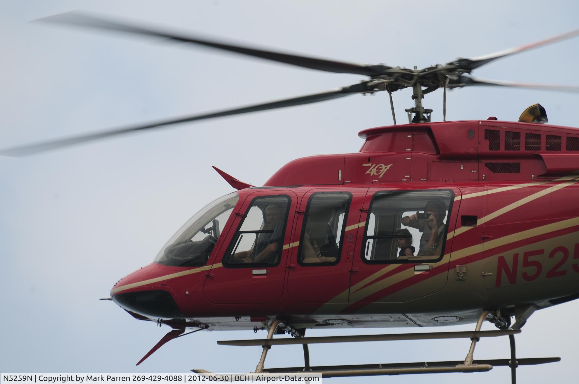 N5259N, 1997 Bell 407 C/N 53192, Fly over of Lest We Forget