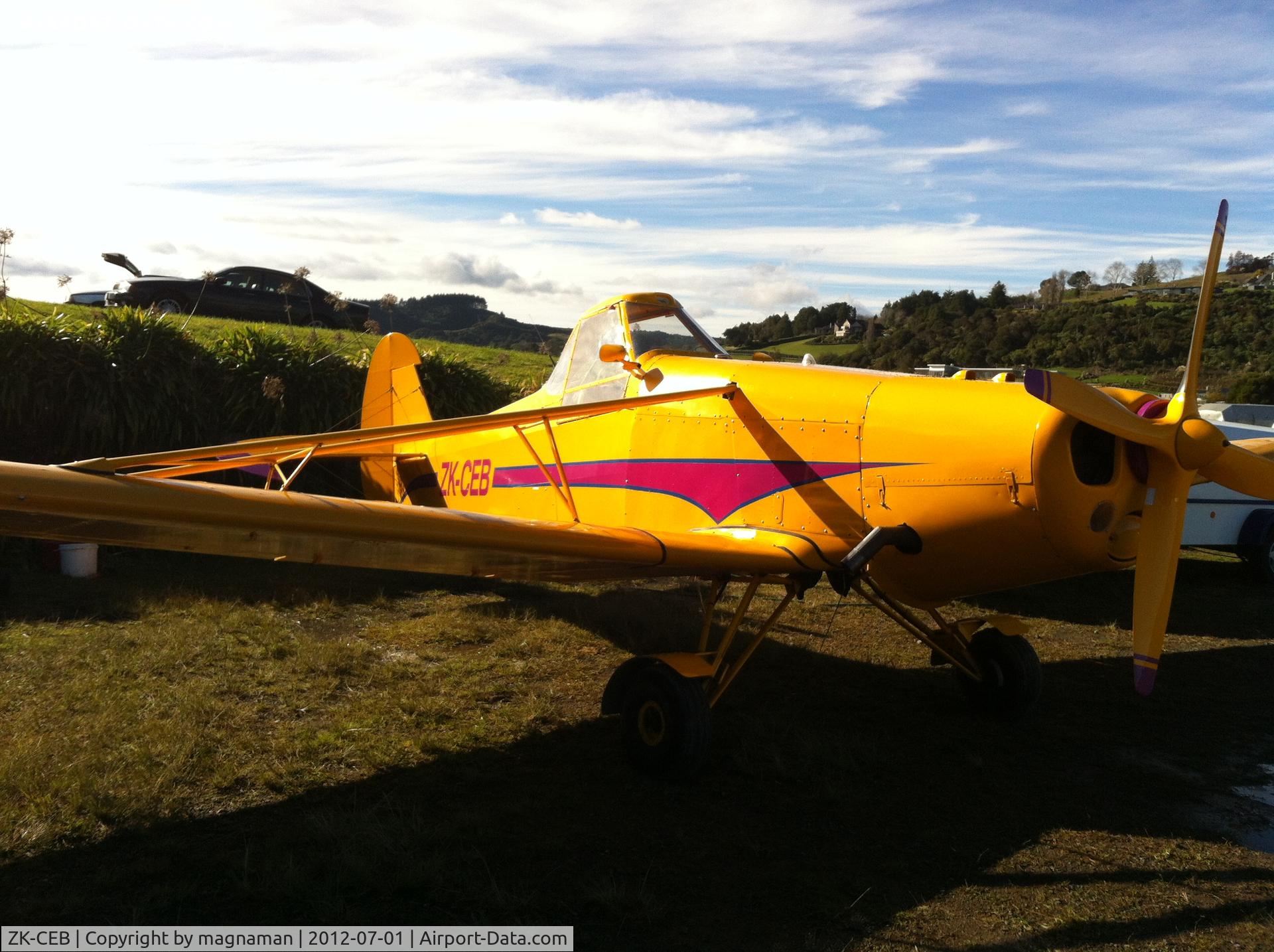 ZK-CEB, Piper PA-25-235 C/N 25-2421, Glider tug at Drury. Nice and smart!