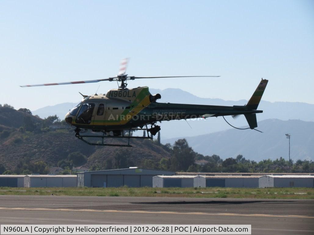 N960LA, Eurocopter AS-350B-2 Ecureuil Ecureuil C/N 7120, Turning into LA County Air Ops helipads