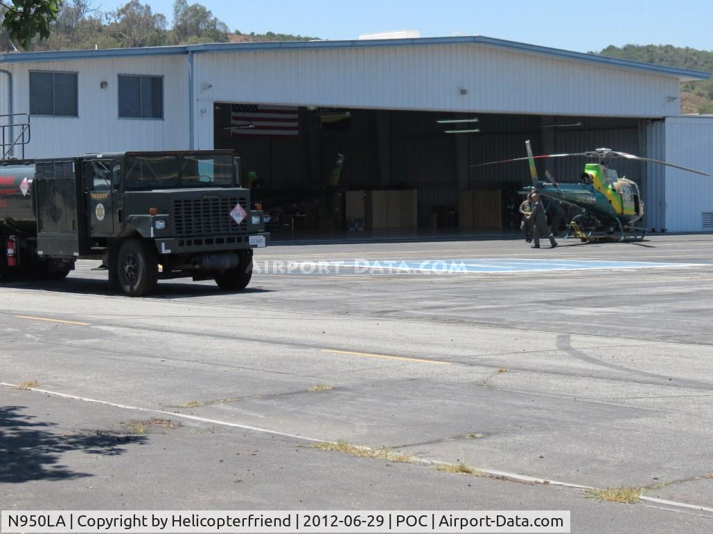 N950LA, 2010 Eurocopter AS-350B-2 Ecureuil Ecureuil C/N 4930, Bringing her over to the fuel truck