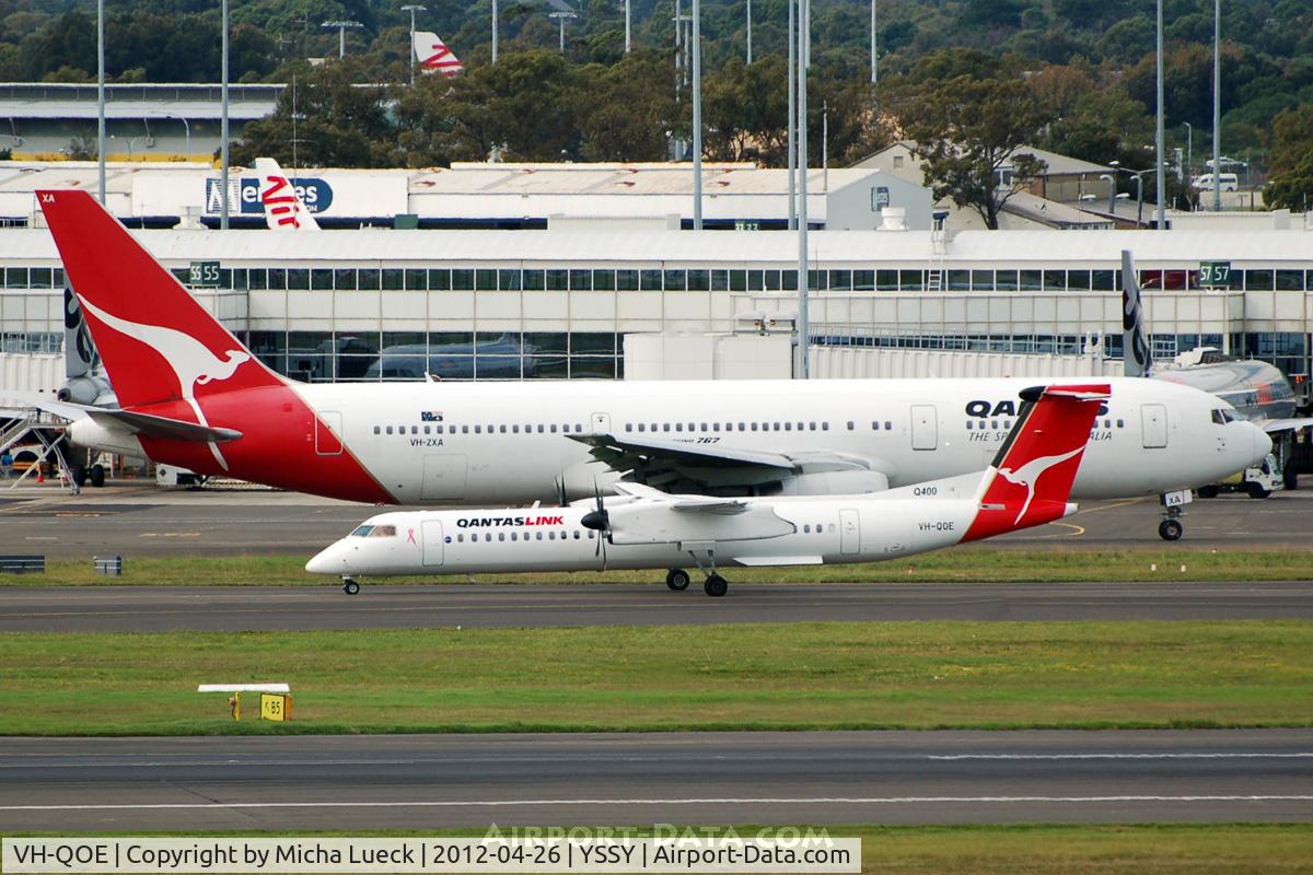 VH-QOE, 2006 De Havilland Canada DHC-8-402Q Dash 8 C/N 4125, At Sydney