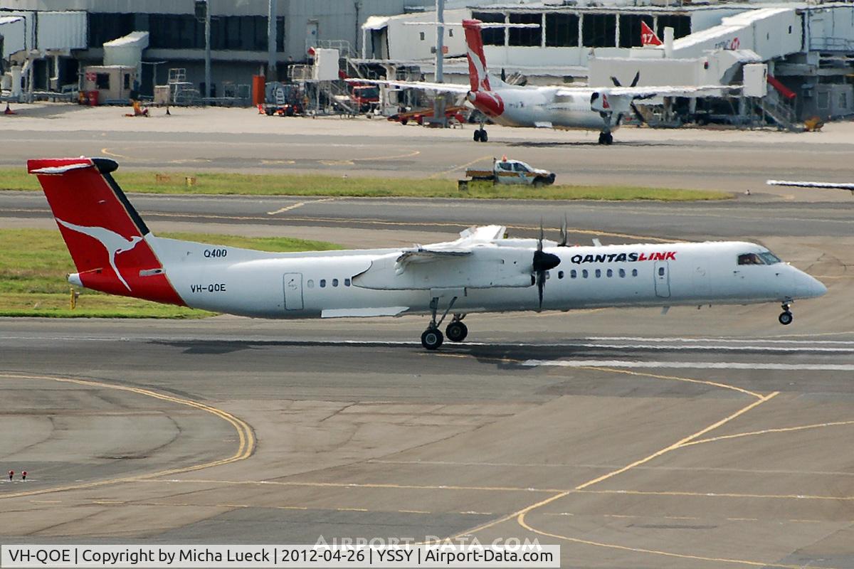 VH-QOE, 2006 De Havilland Canada DHC-8-402Q Dash 8 C/N 4125, At Sydney