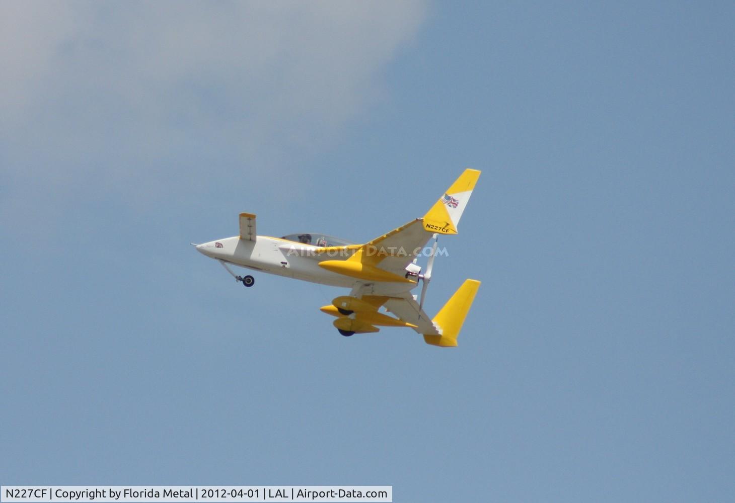 N227CF, Rutan Long-EZ C/N 001 (N227CF), Long EZ