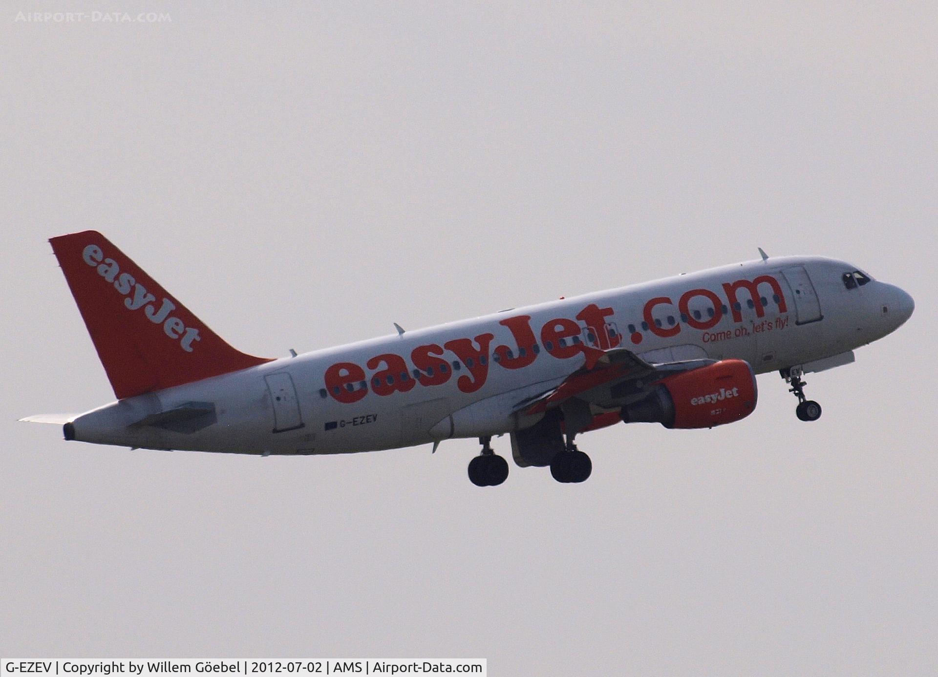 G-EZEV, 2004 Airbus A319-111 C/N 2289, Take off from Schiphol Airport on runway K18