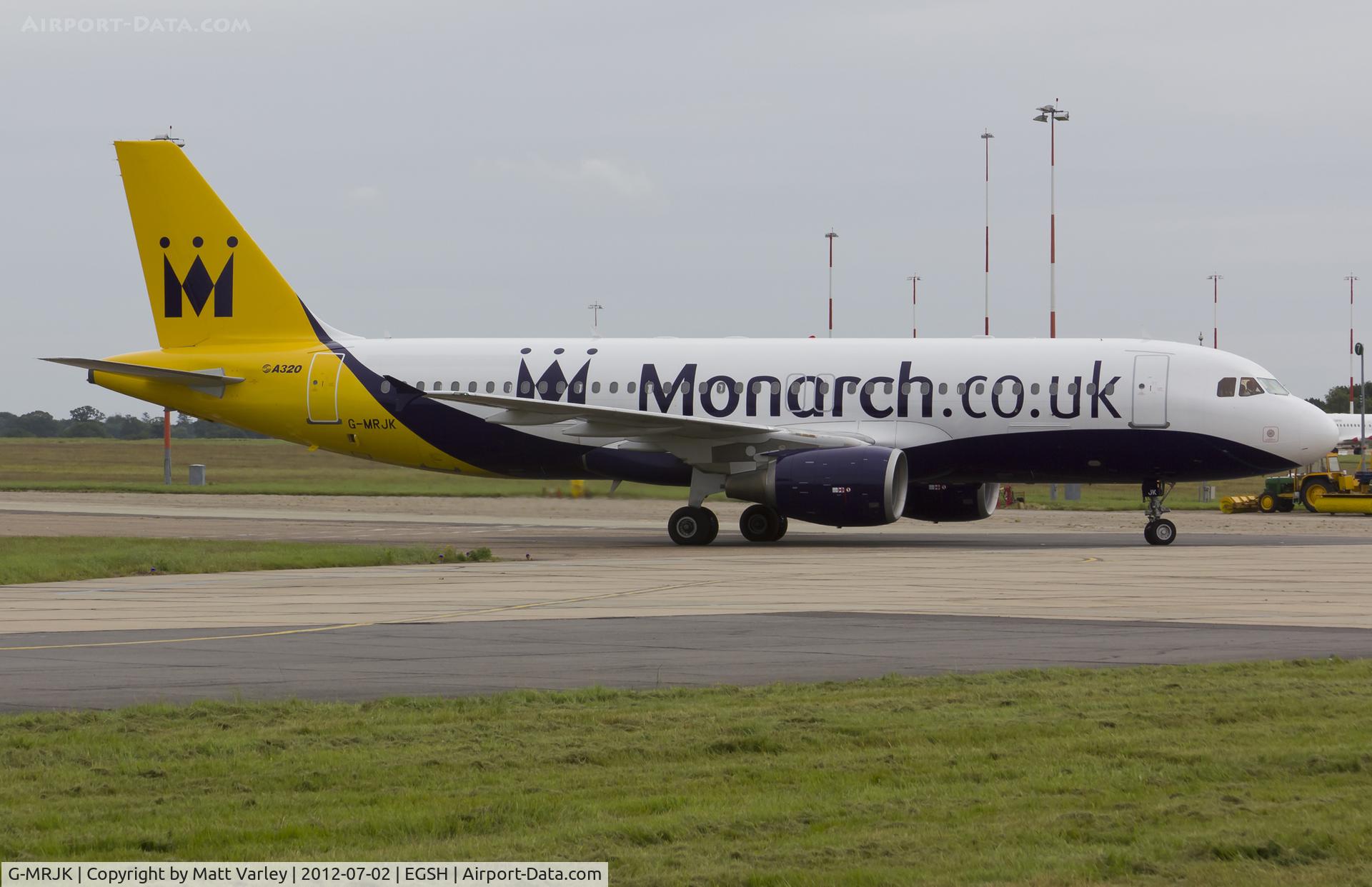 G-MRJK, 1999 Airbus A320-214 C/N 1081, Arriving at EGSH.