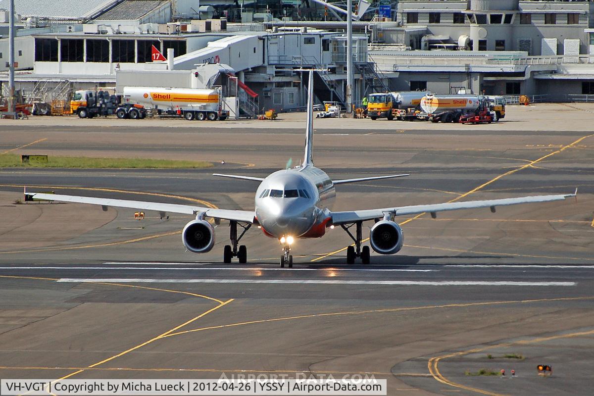 VH-VGT, 2009 Airbus A320-232 C/N 4178, At Sydney