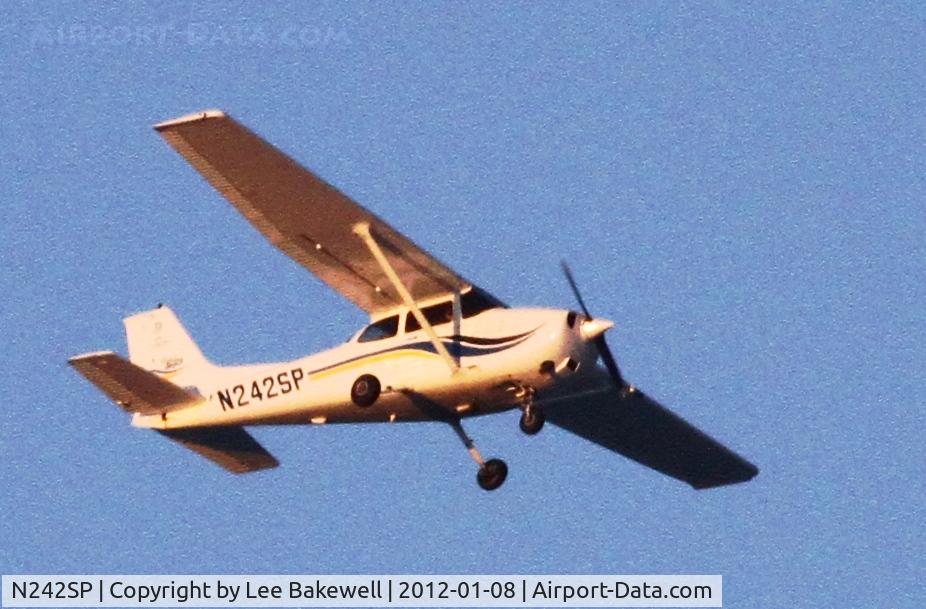 N242SP, 1999 Cessna 172S C/N 172S8226, Photo taken while aircraft was operating over Forest Lake, MN