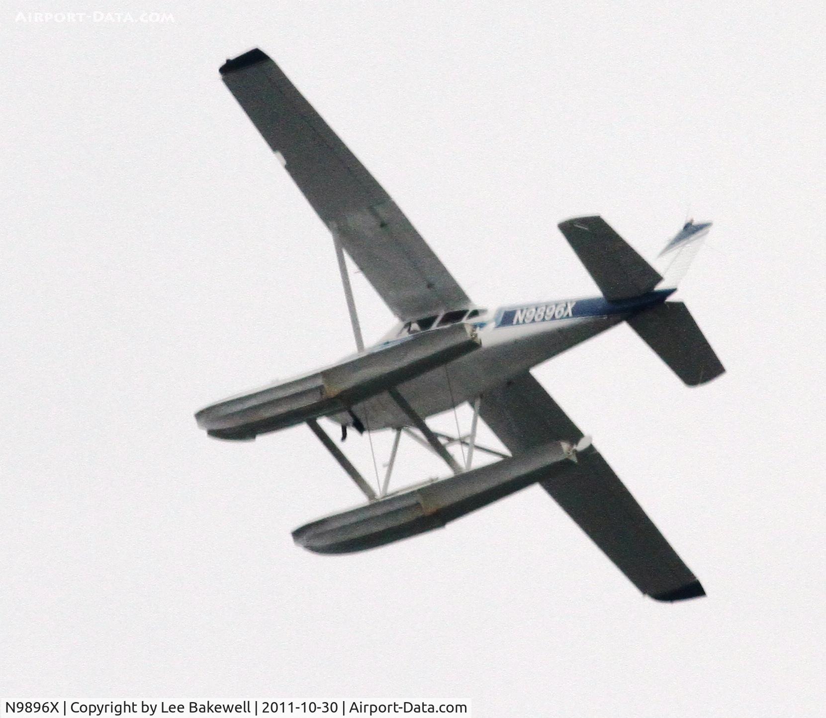 N9896X, 1961 Cessna 185 Skywagon C/N 1850096, Photo taken while aircraft was operating over Forest Lake, MN