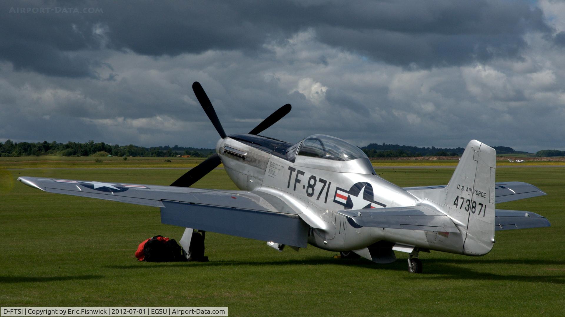 D-FTSI, North American TF-51D Mustang C/N 122-40411, 1. D-FTSI at another excellent Flying Legends Air Show (July 2012.)