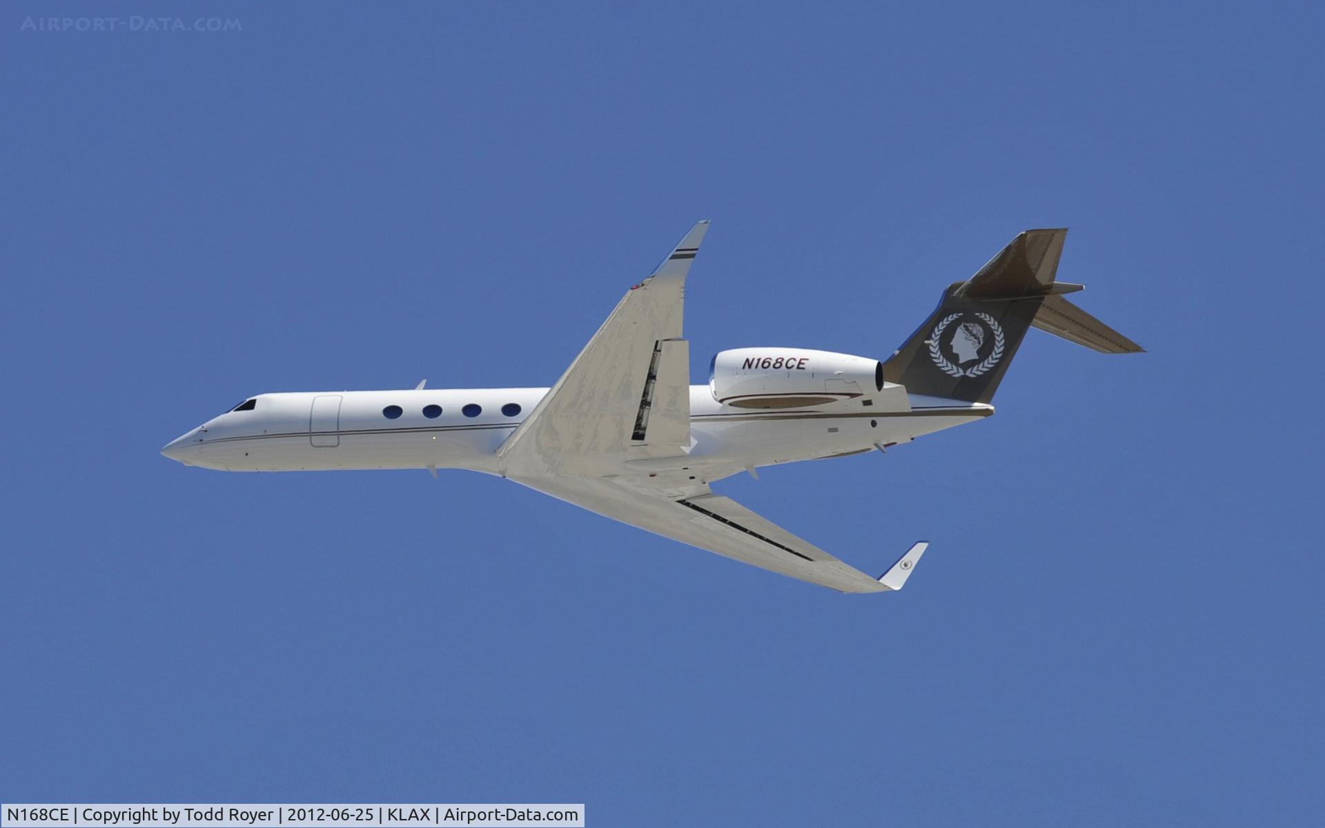 N168CE, 1999 Gulfstream Aerospace G-V C/N 568, Departing LAX on 25L