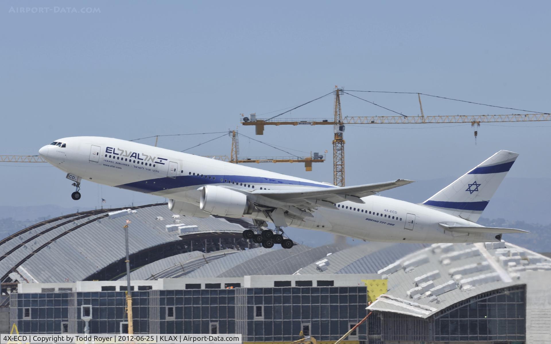 4X-ECD, 2002 Boeing 777-258/ER C/N 33169, Departing LAX on 25R