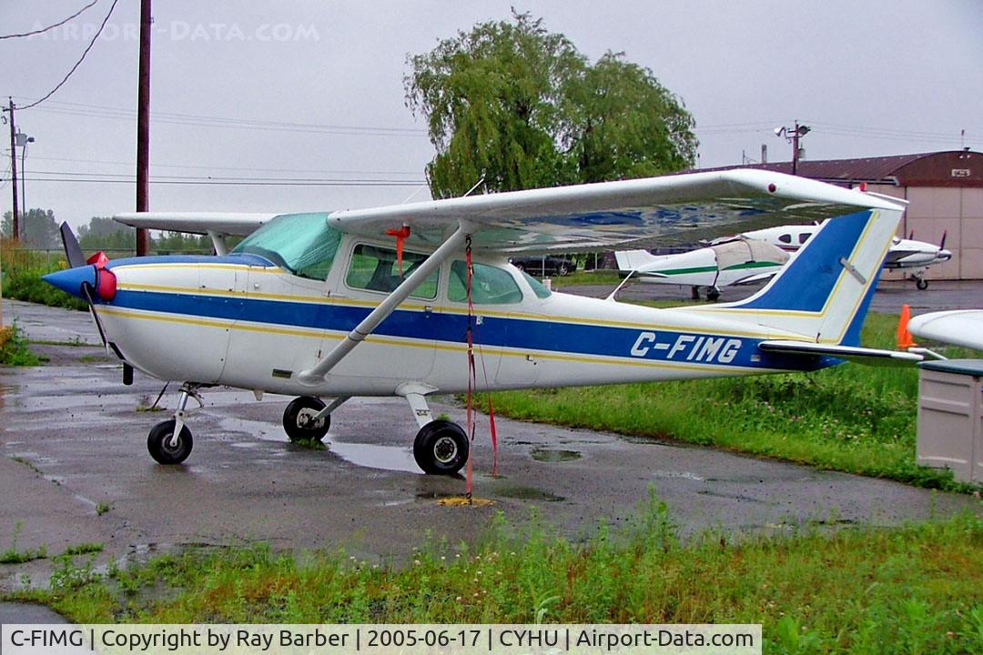 C-FIMG, 1971 Cessna 172L C/N 17259510, Seen on a dull wet day.