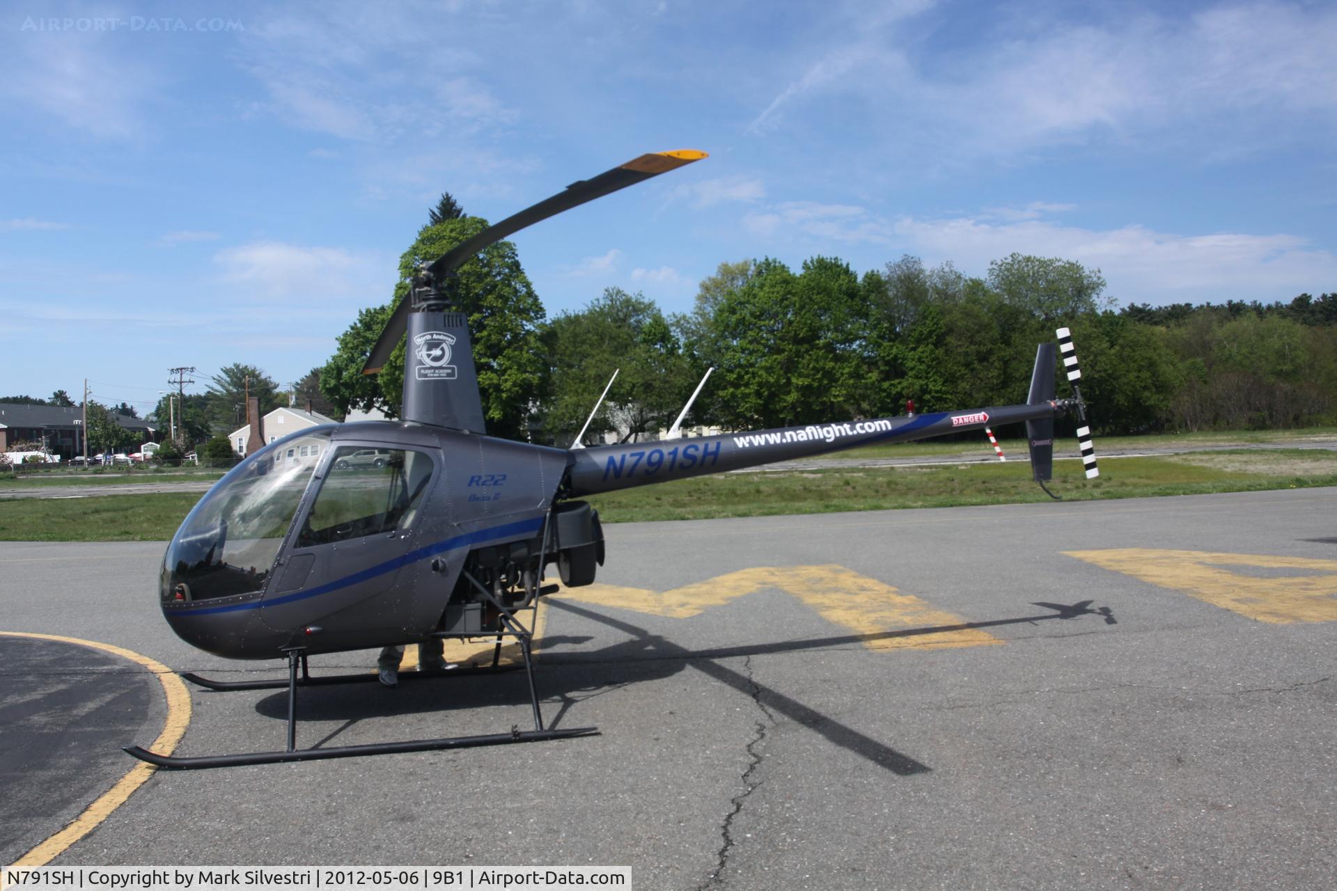 N791SH, 2004 Robinson R22 C/N 3637, My 1st Helicopter lesson...