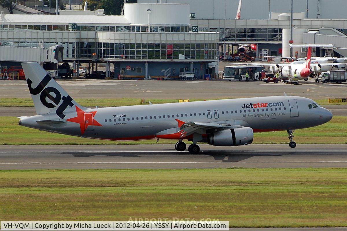 VH-VQM, 2005 Airbus A320-232 C/N 2608, At Sydney