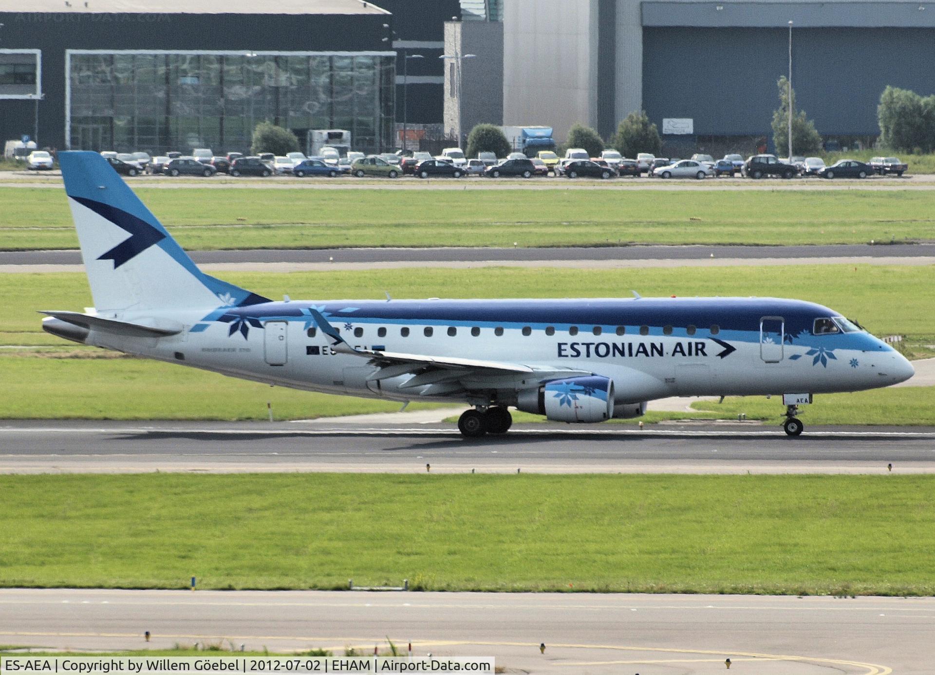 ES-AEA, 2005 Embraer 170LR (ERJ-170-100LR) C/N 17000093, Taxi to runway 24 of Schiphol Airport