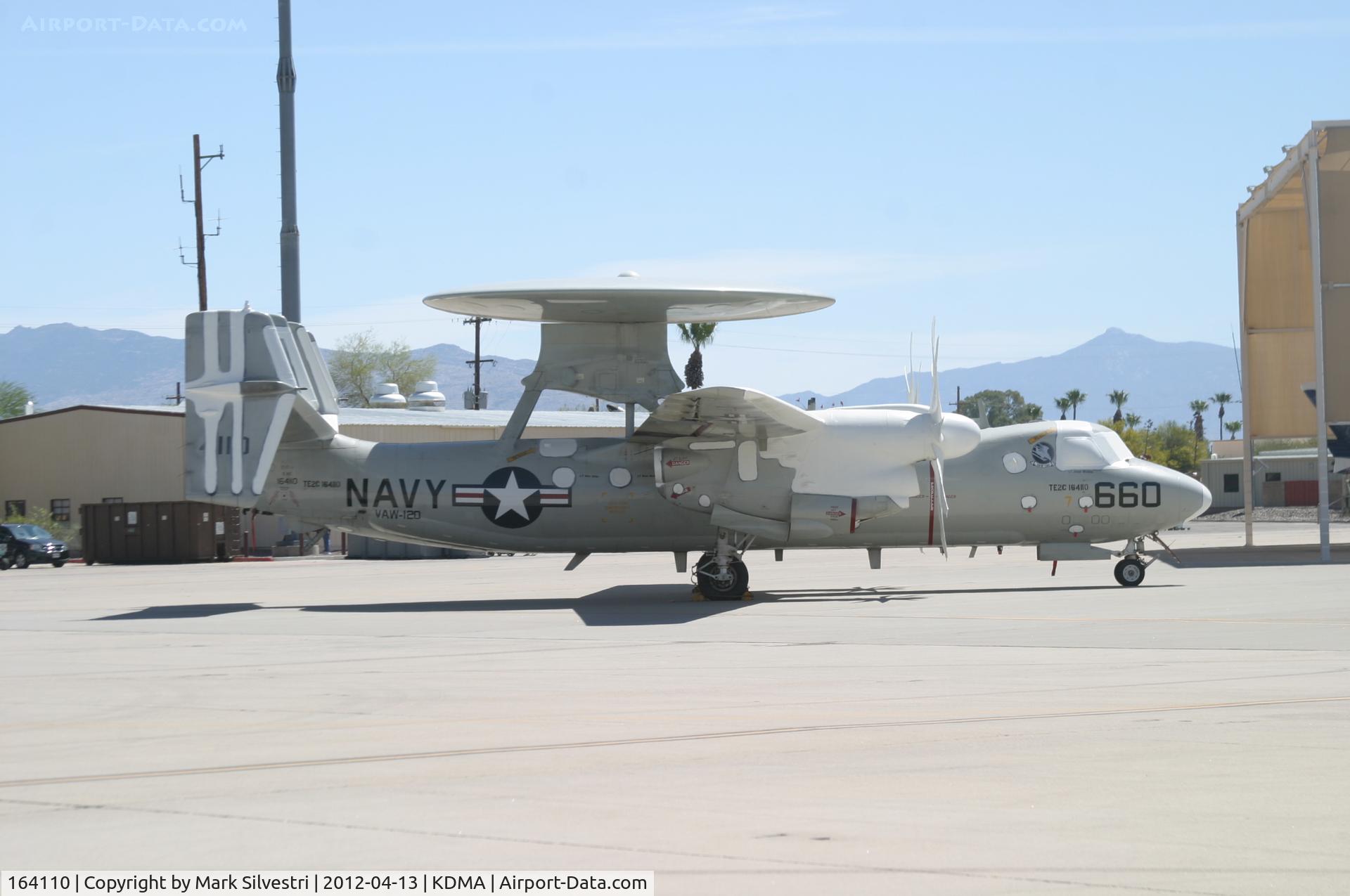 164110, Grumman E-2C Hawkeye Group 2 C/N A142, Davis Monthan Airshow Practice Day