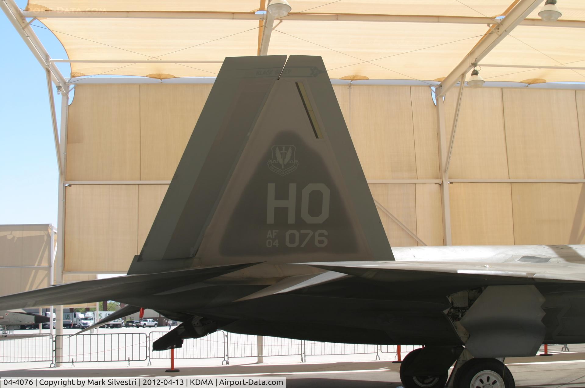 04-4076, Lockheed Martin F-22A Raptor C/N 4076, Davis Monthan Airshow Practice Day