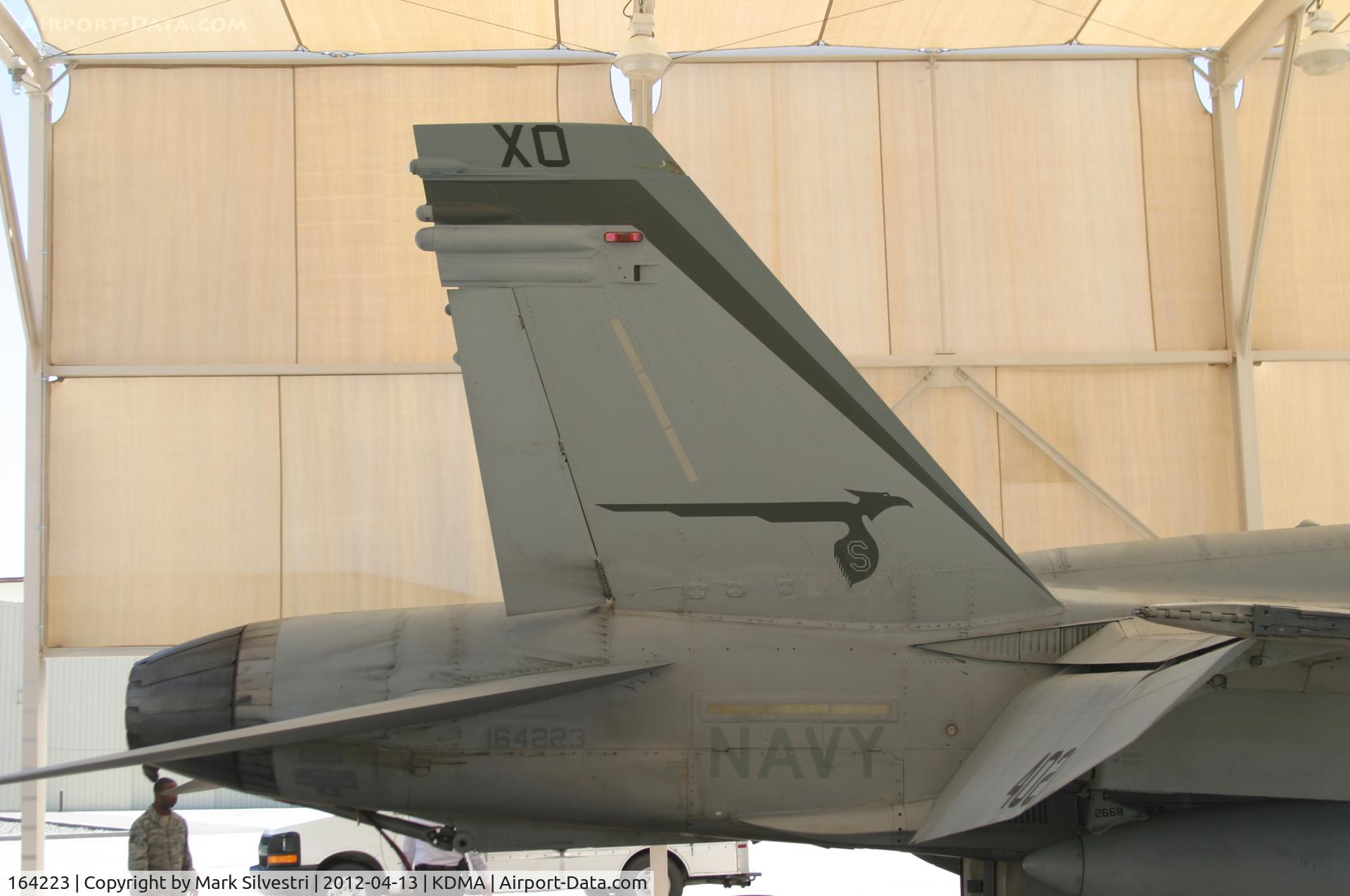 164223, 1991 McDonnell Douglas F/A-18C Hornet C/N 0986/C212, Davis Monthan Airshow Practice Day