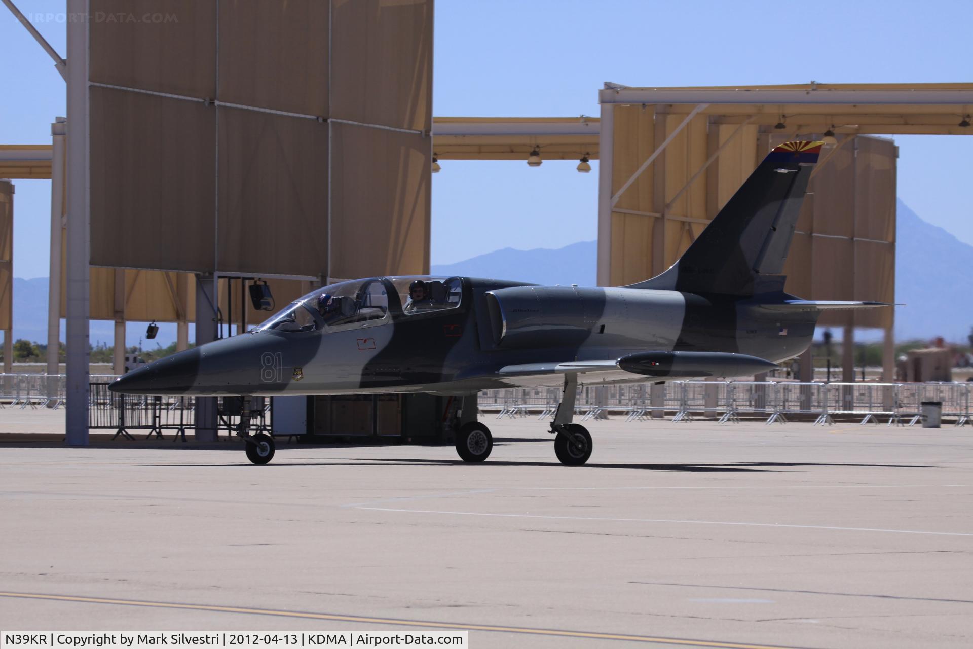 N39KR, 1985 Aero L-39C Albatros C/N 533219, Davis Monthan Airshow Practice Day