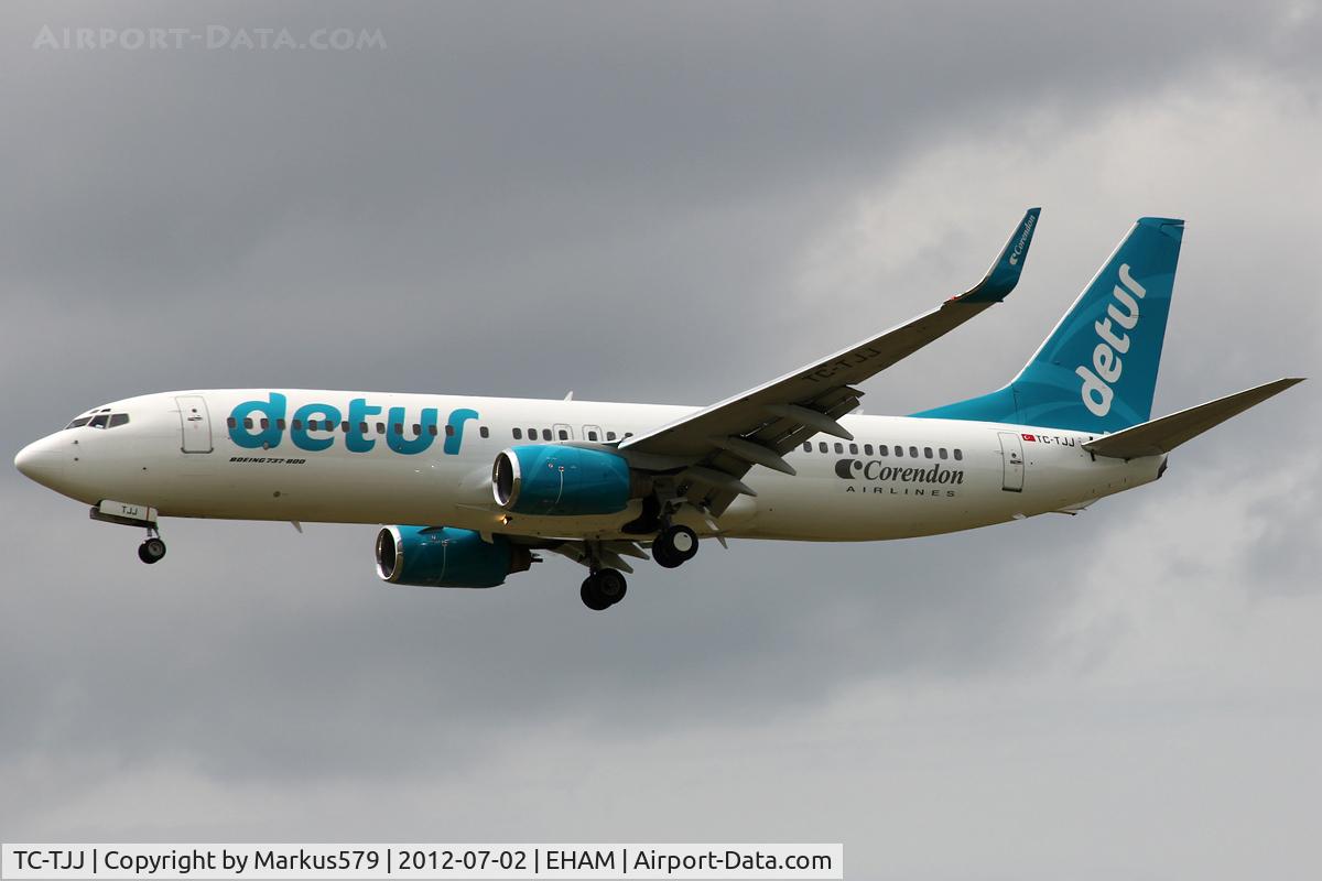 TC-TJJ, 2000 Boeing 737-8S3 C/N 29247, On short final to Polderbaan