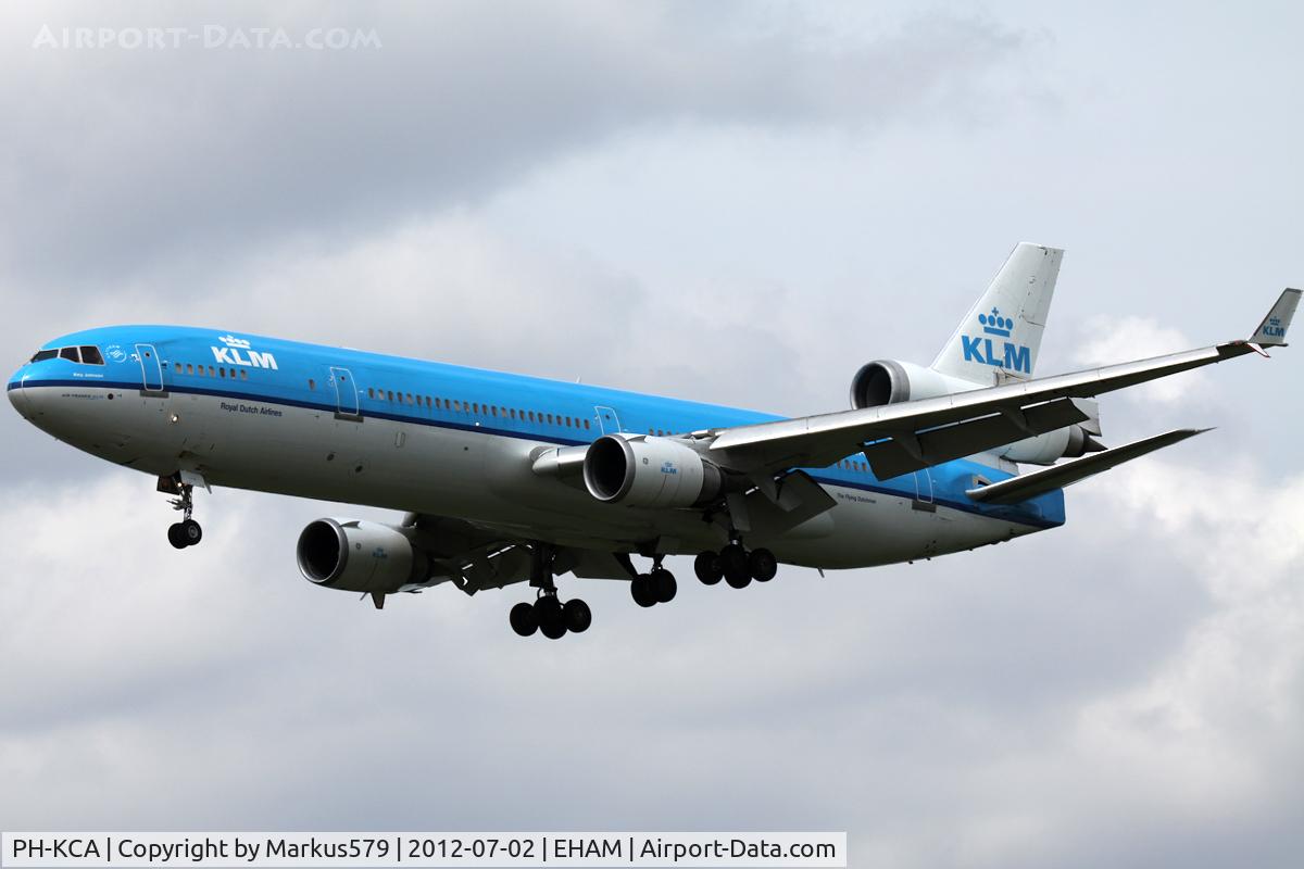PH-KCA, 1993 McDonnell Douglas MD-11 C/N 48555, On short final for Polderbaan