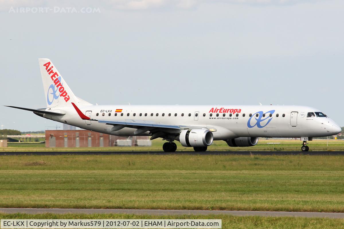 EC-LKX, 2011 Embraer 195LR  (ERJ-190-200LR) C/N 19000437, Polderbaan