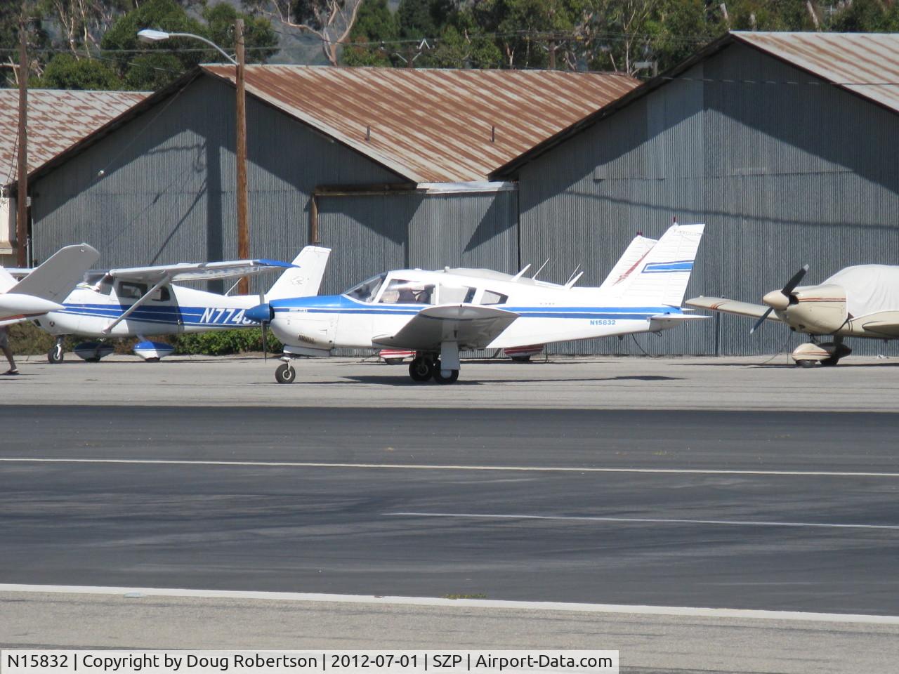 N15832, 1972 Piper PA-28R-200 Arrow IV C/N 28R-7335093, 1972 Piper PA-28R-200 ARROW II, Lycoming IO-360-C1C 200 Hp, taxi