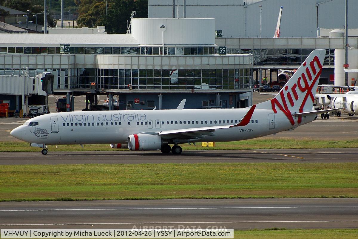 VH-VUY, 2010 Boeing 737-8KG C/N 39450/3494, At Sydney