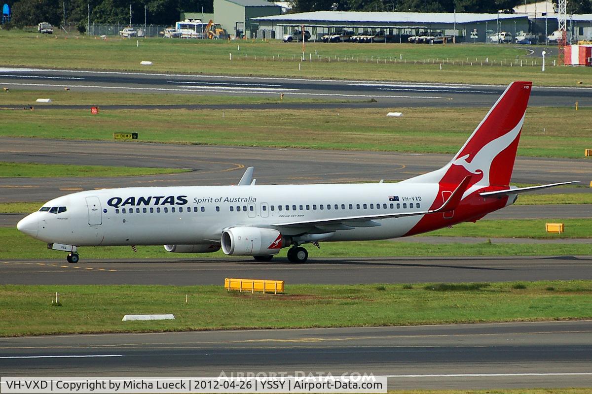VH-VXD, 2001 Boeing 737-838 C/N 29552, At Sydney