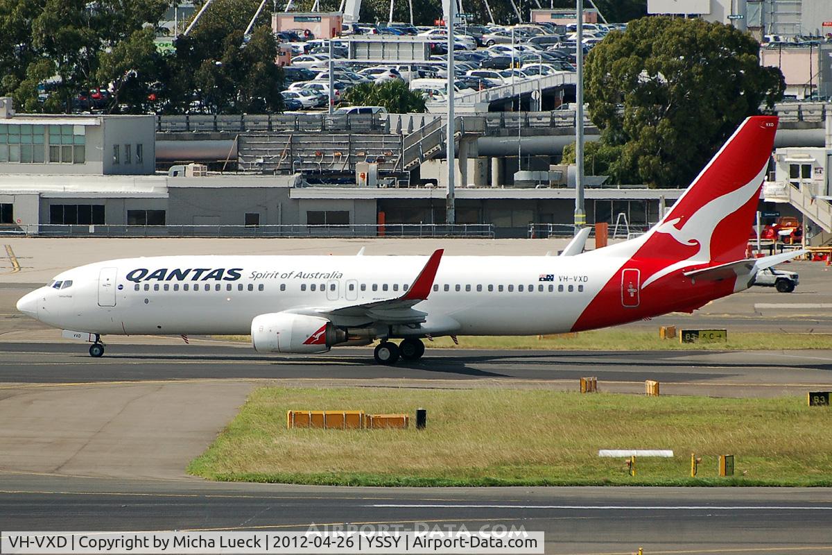 VH-VXD, 2001 Boeing 737-838 C/N 29552, At Sydney