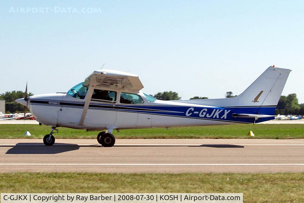 C-GJKX, 1981 Cessna 172P C/N 172-74653, Seen taxiing in.