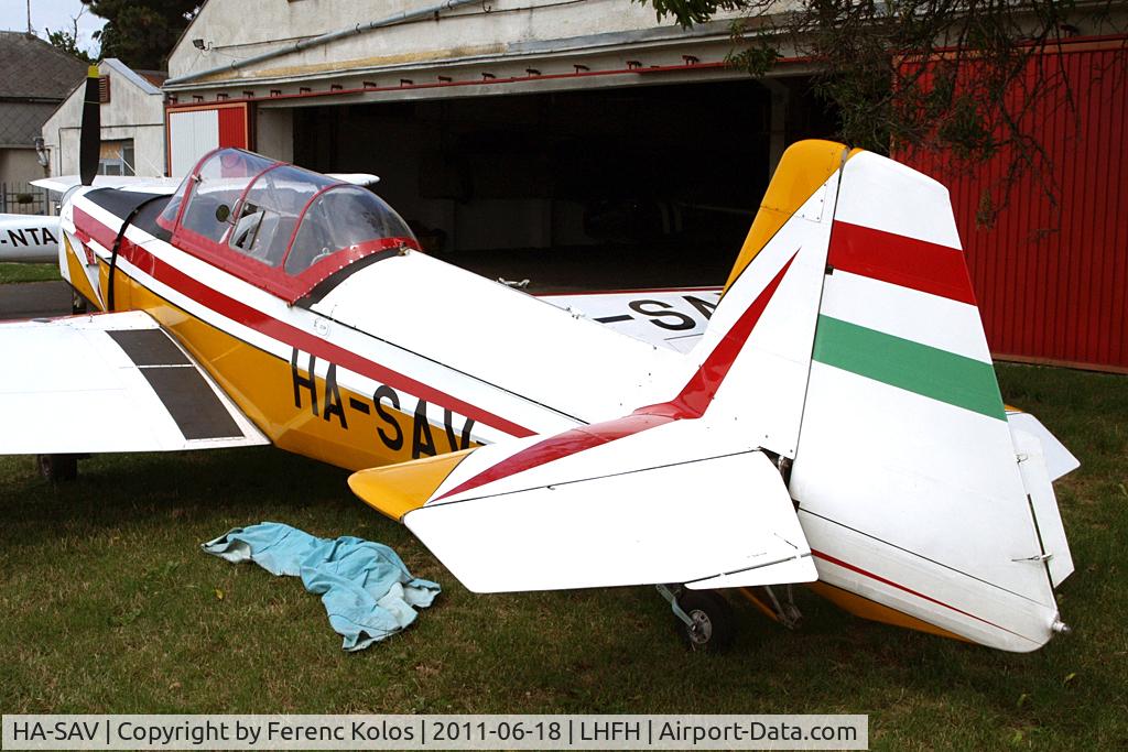 HA-SAV, 1974 Zlin Z-526F Trener Master C/N 1293, Farkashegy