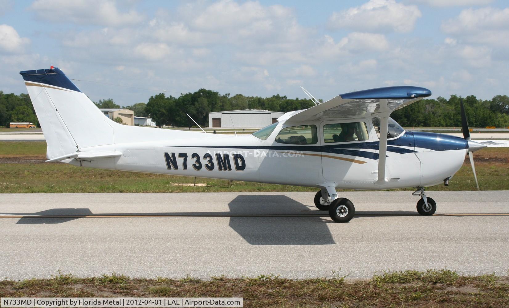 N733MD, 1976 Cessna 172N C/N 17268390, Cessna 172N