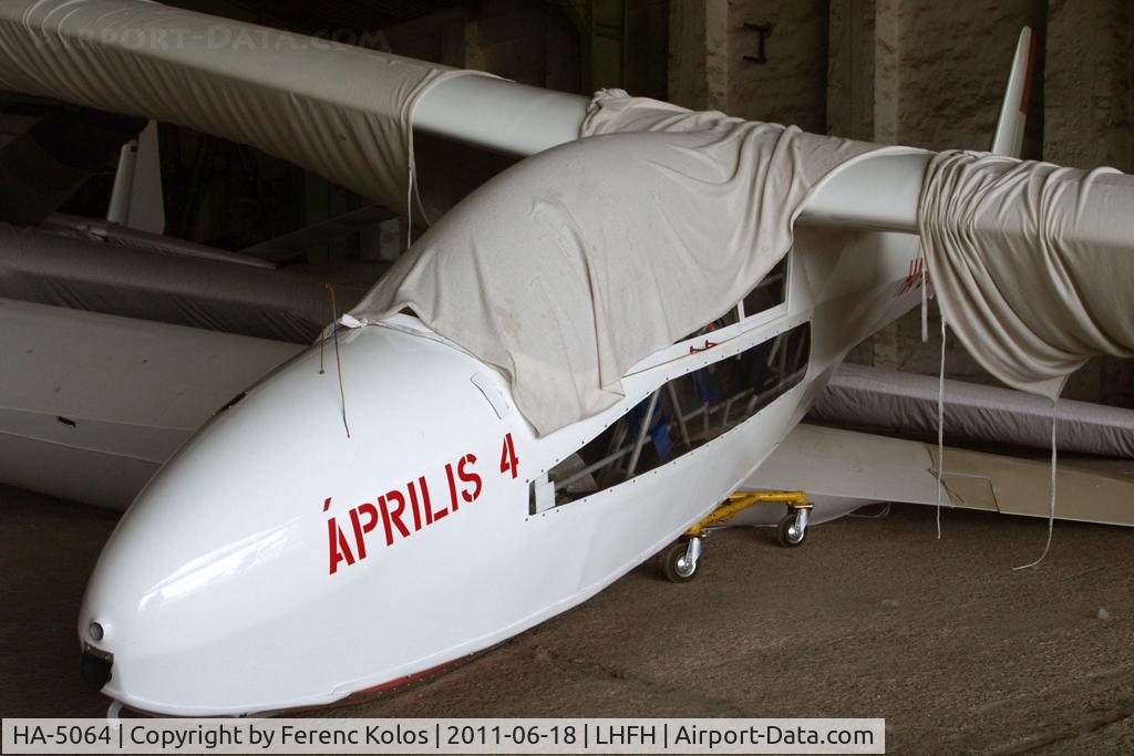 HA-5064, 2007 Schleicher Ka-7 Rhonadler C/N 7106, Farkashegy