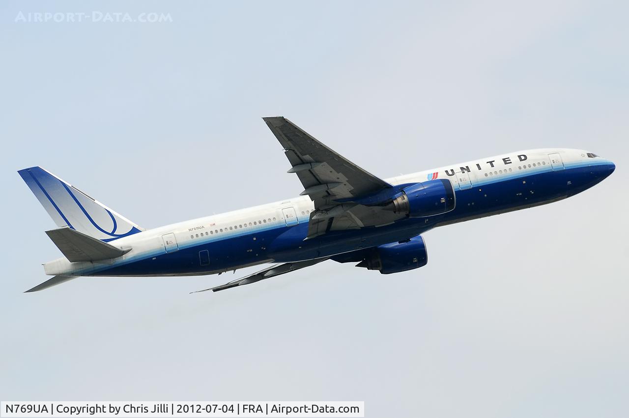 N769UA, 1995 Boeing 777-222 C/N 26921, United Airlines