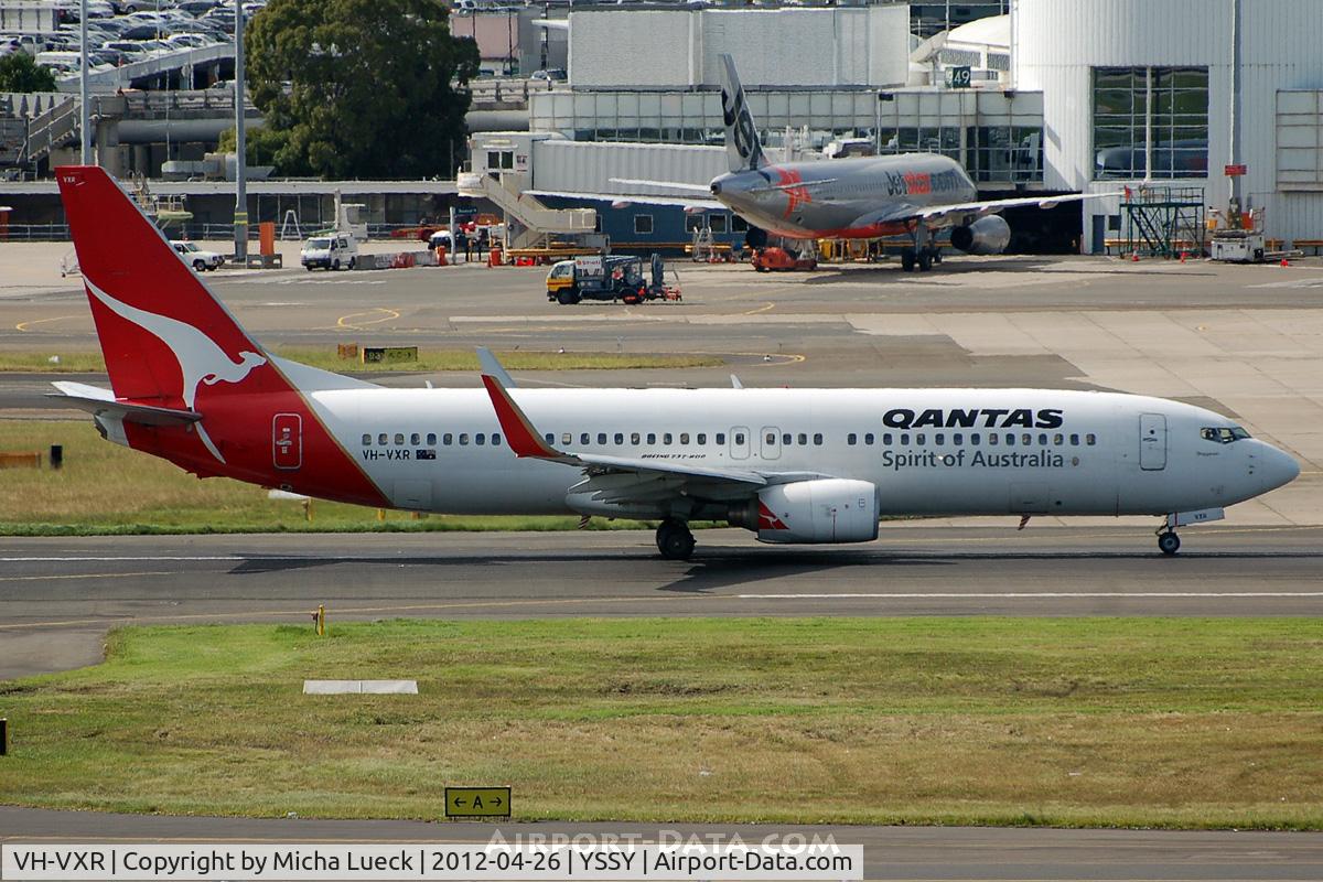 VH-VXR, 2003 Boeing 737-838 C/N 33724, At Sydney