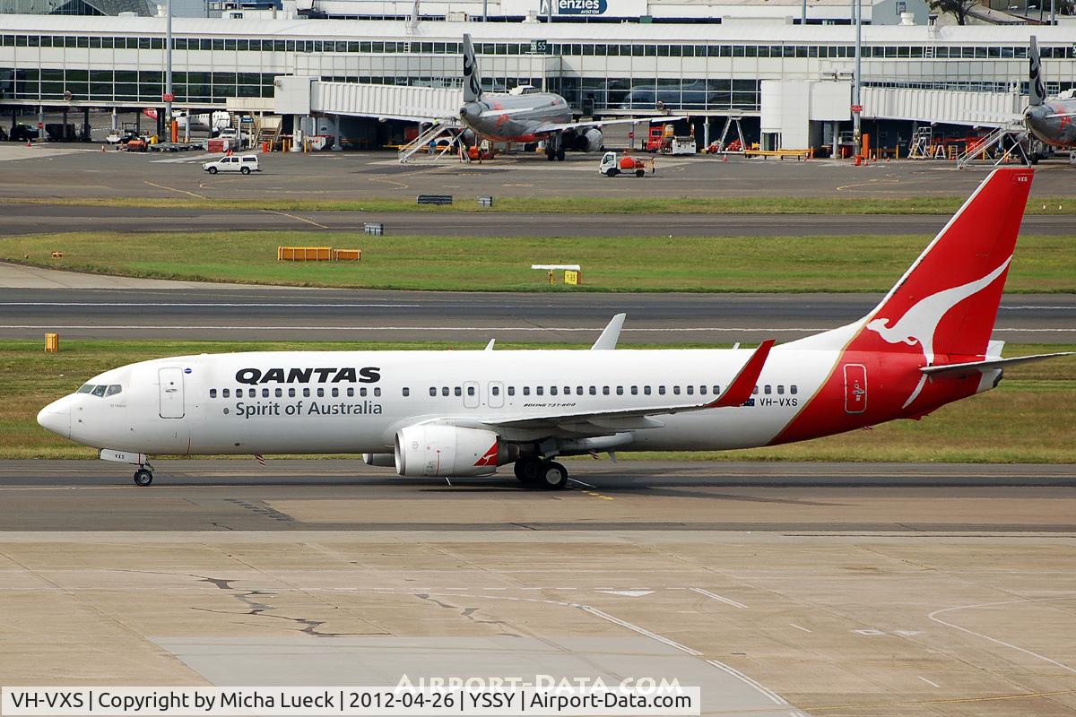 VH-VXS, 2003 Boeing 737-838 C/N 33725, At Sydney