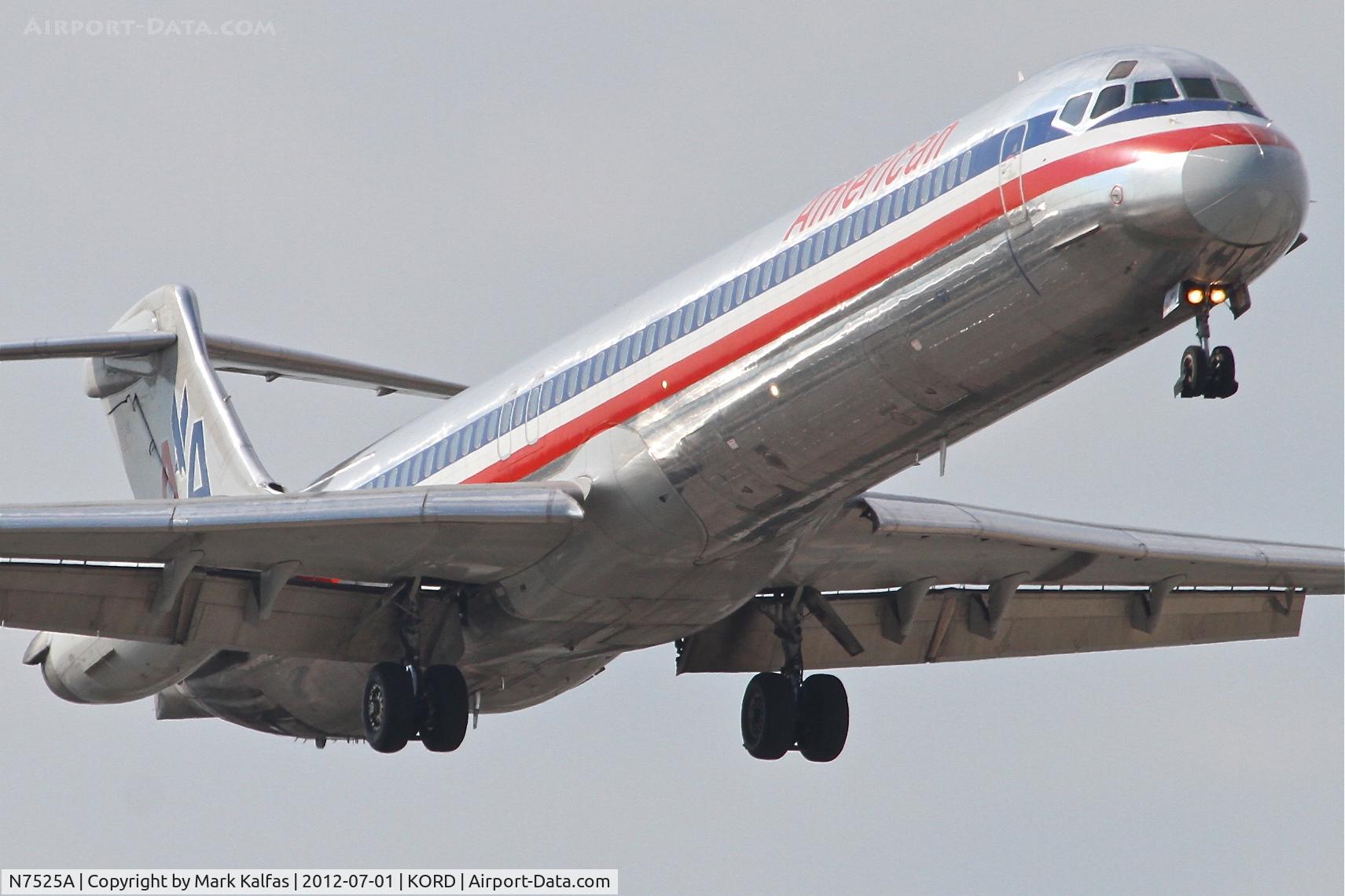 N7525A, 1990 McDonnell Douglas MD-82 (DC-9-82) C/N 49917, American Airlines Mcdonnell Douglas MD-82, AAL1144 arriving from Phoenix Sky Harbor International / KPHX, RWY 14R approach KORD.