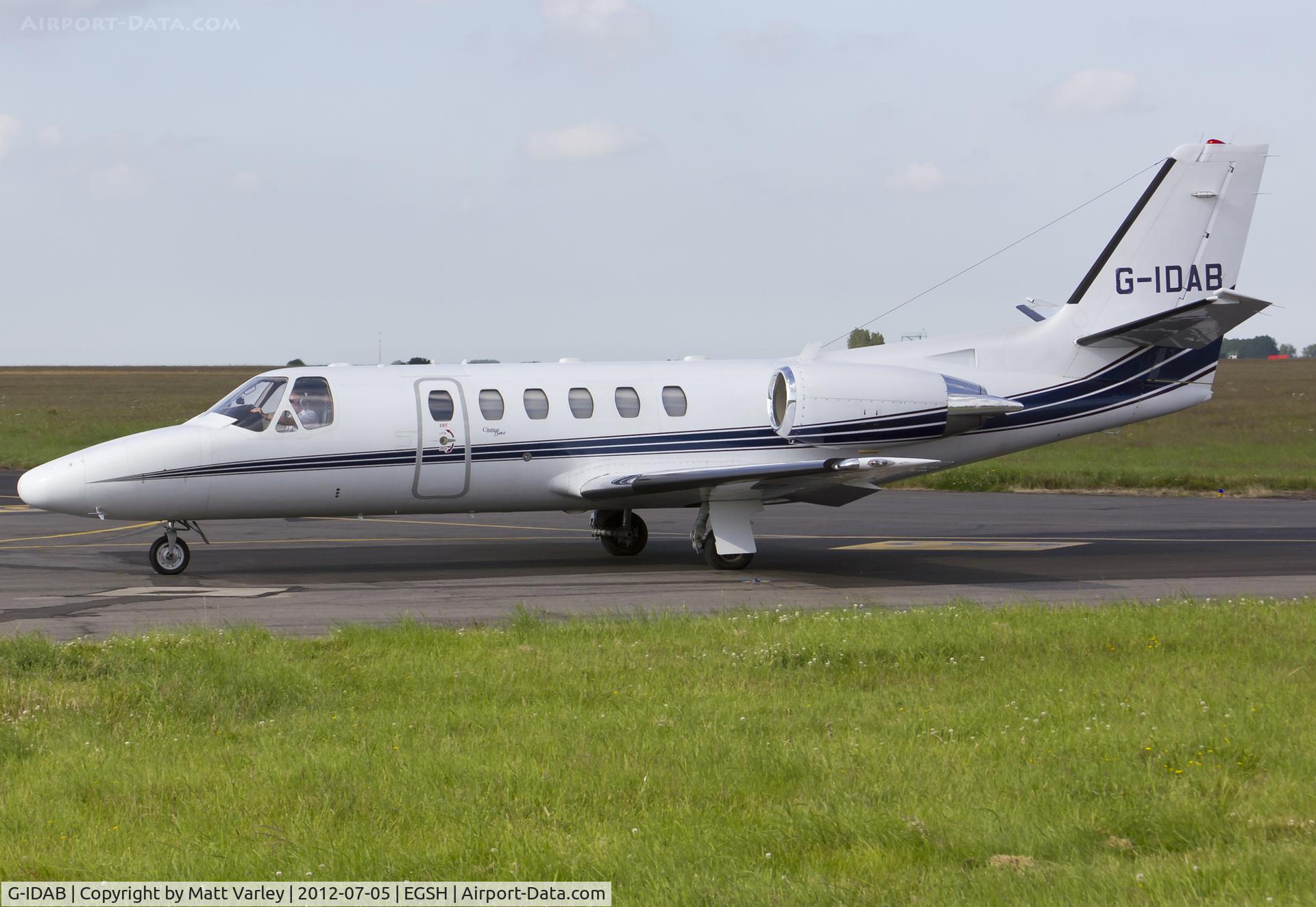 G-IDAB, 2000 Cessna 550 Citation II C/N 550-0917, Arriving at SaxonAir.