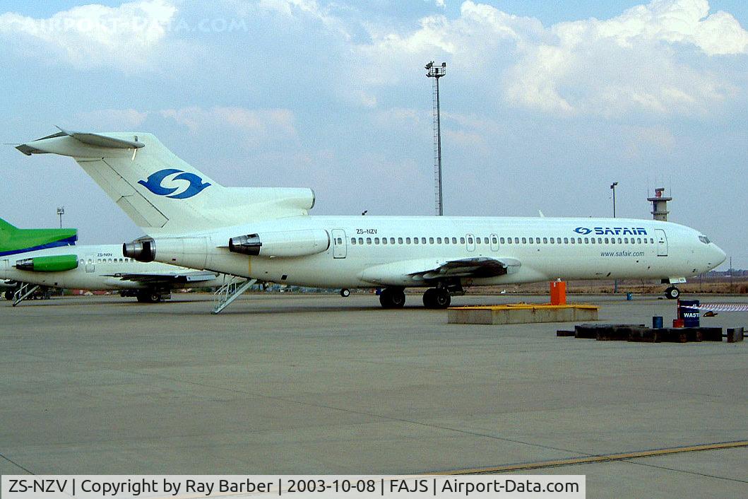 ZS-NZV, 1974 Boeing 727-230 C/N 20792, Boeing 727-230 [20792] (Safair) Johannesburg Int/Jan Smuts~ZS 09/10/2003. Seen here now broken up.