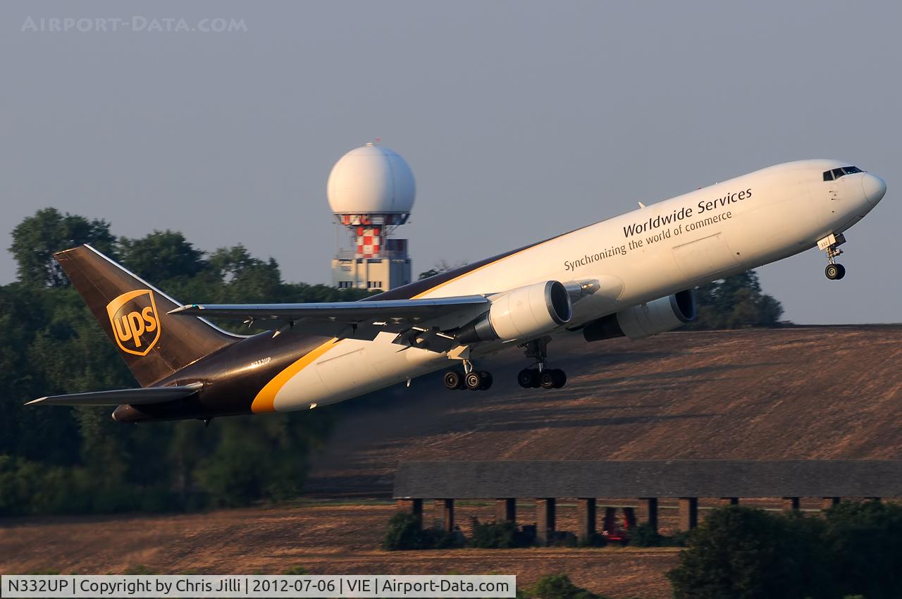 N332UP, 2001 Boeing 767-34AF C/N 32843, UPS