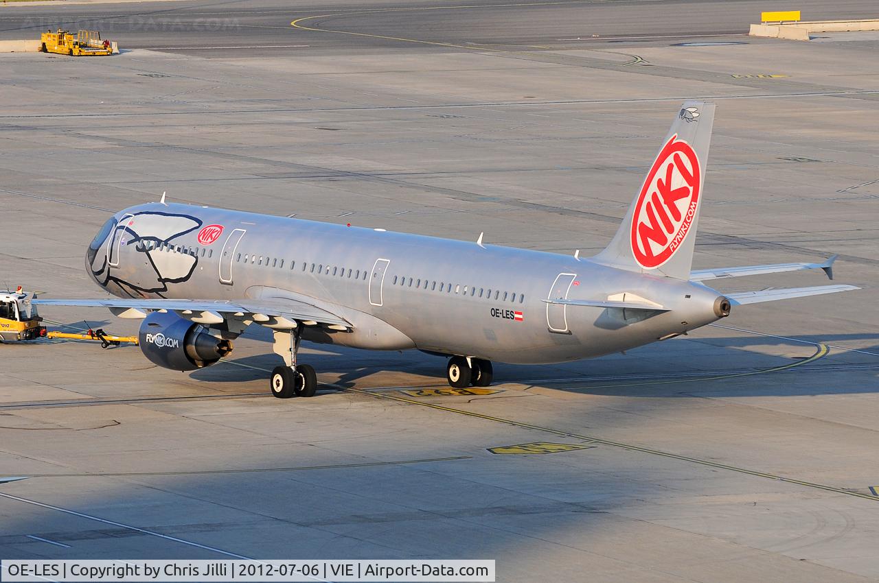 OE-LES, 2008 Airbus A321-211 C/N 3504, NIKI