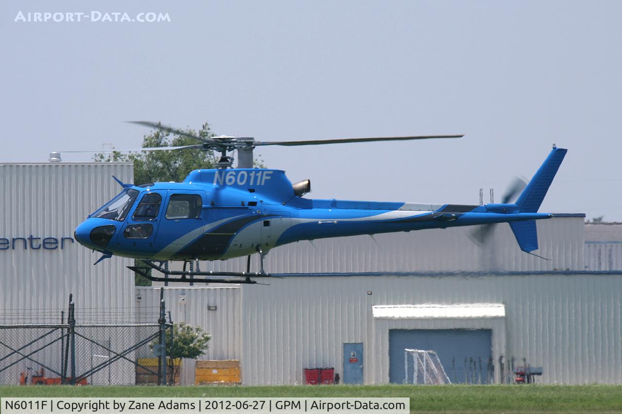 N6011F, 1987 Aerospatiale AS-350B Ecureuil C/N 2041, At Grand Prairie Municipal