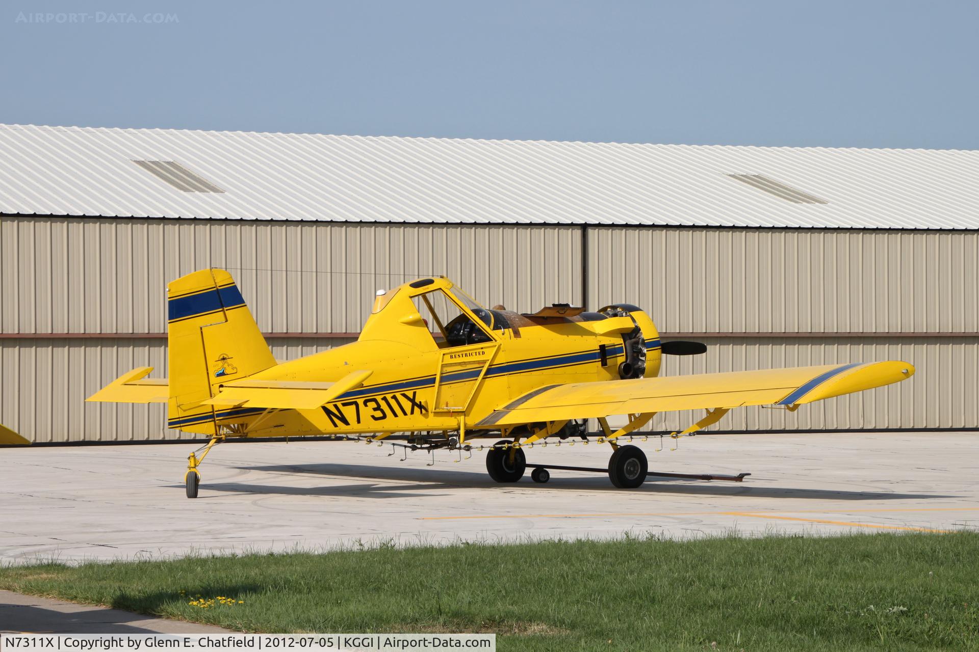 N7311X, 1986 Air Tractor Inc AT-301 C/N 301-0659, Parked out on the ramp