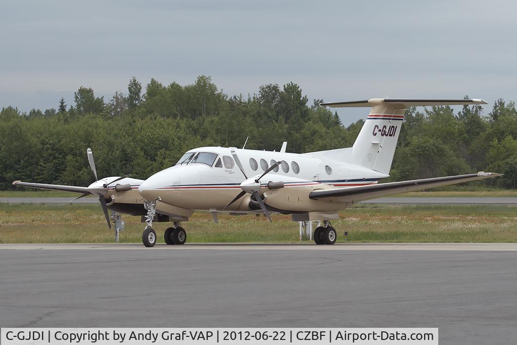 C-GJDI, 2008 Hawker Beechcraft B200GT King Air C/N BY-76, Beech 200