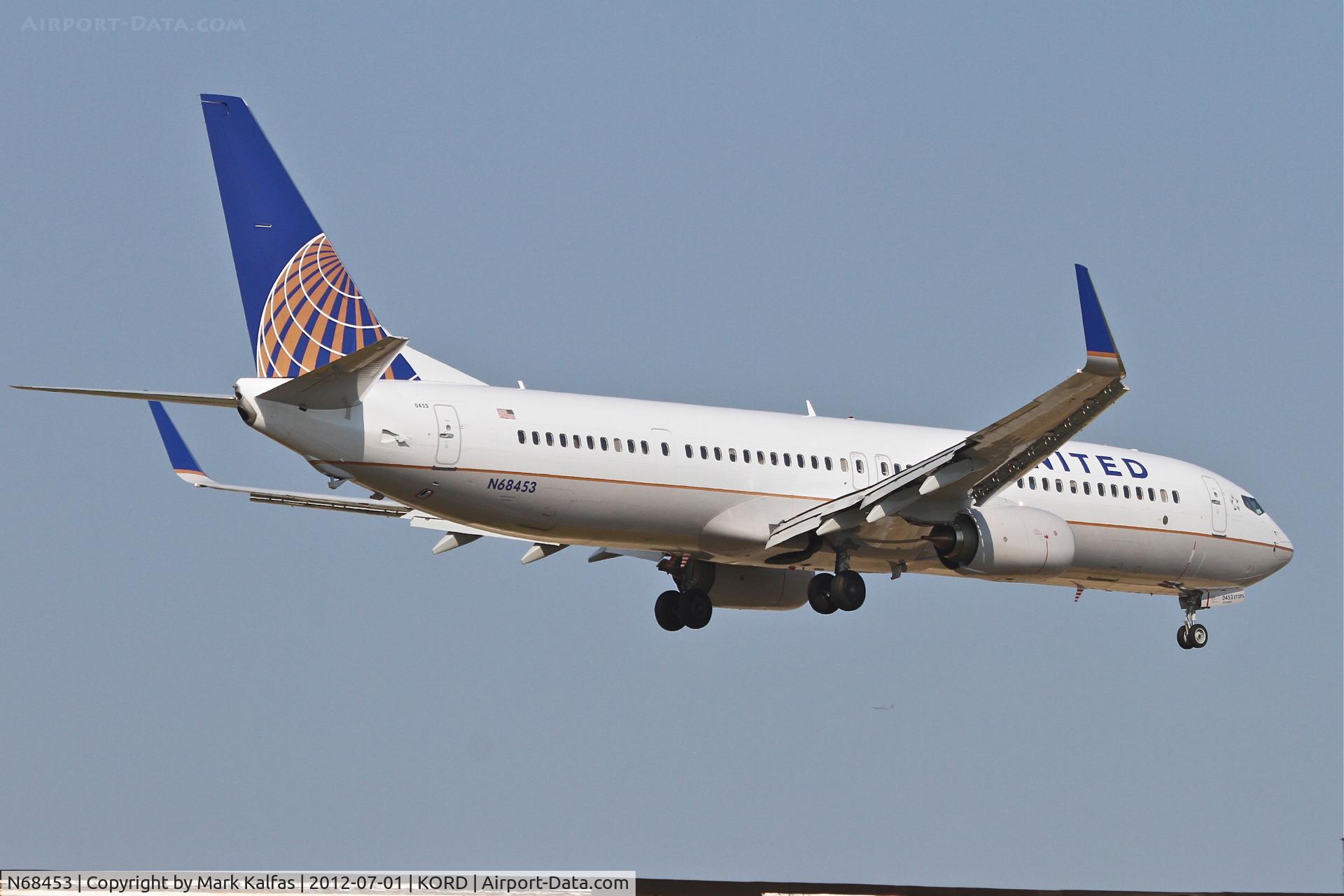 N68453, 2012 Boeing 737-924/ER C/N 41742, United Airlines Boeing 737-924ER, UAL1642 arriving from Los Angeles International/KLAX, RWY 14R approach KORD.